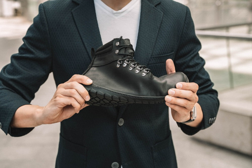 Exppeq-musta vedenpitävä