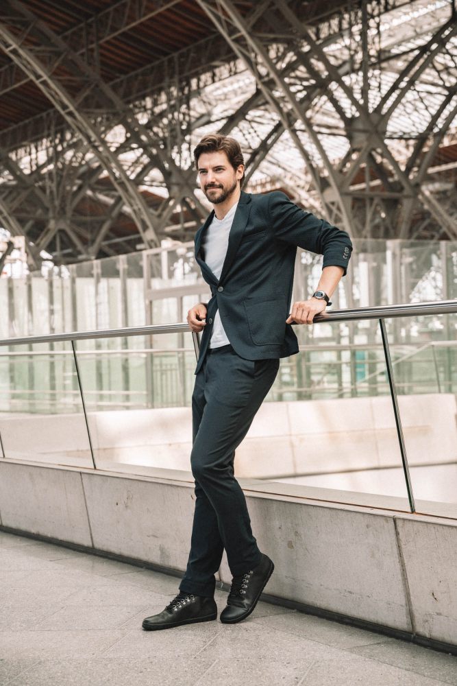 Exppeq-musta vedenpitävä