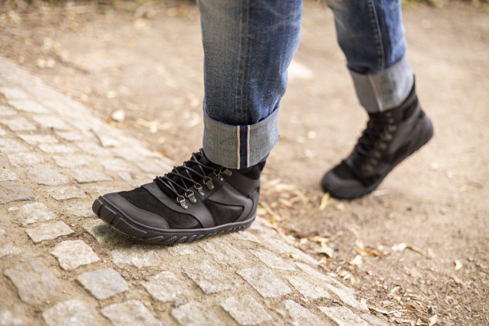 Explorer Black Waterproude