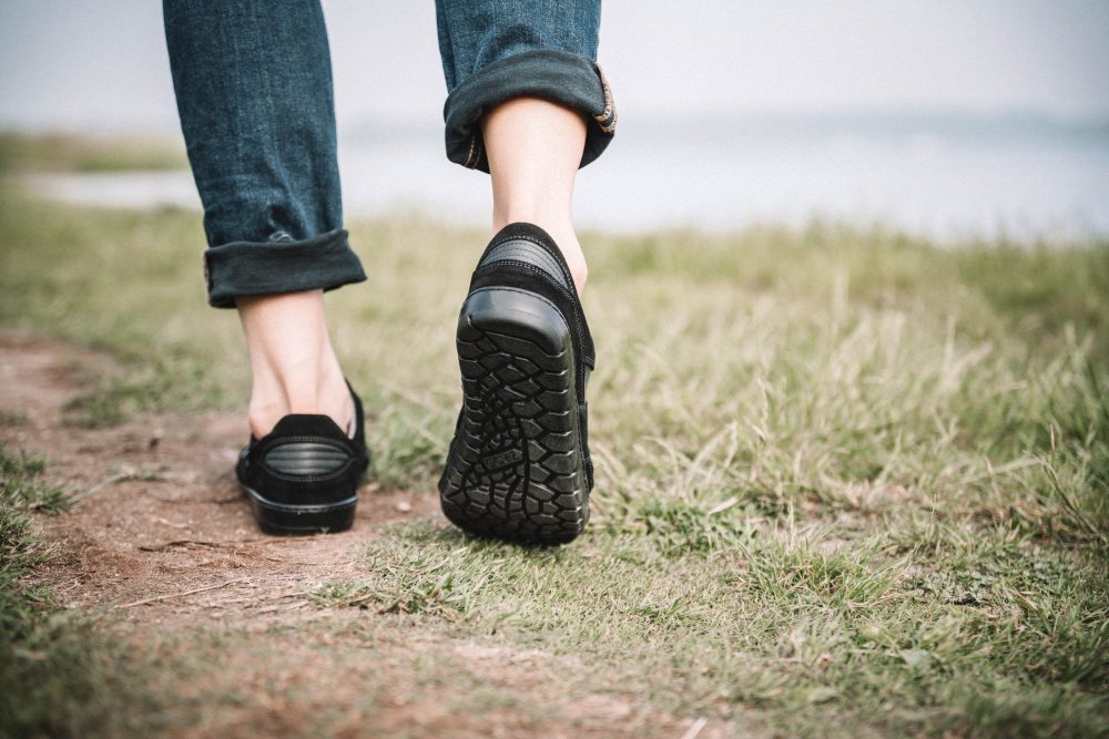 Hiqe matala musta vedenpitävä